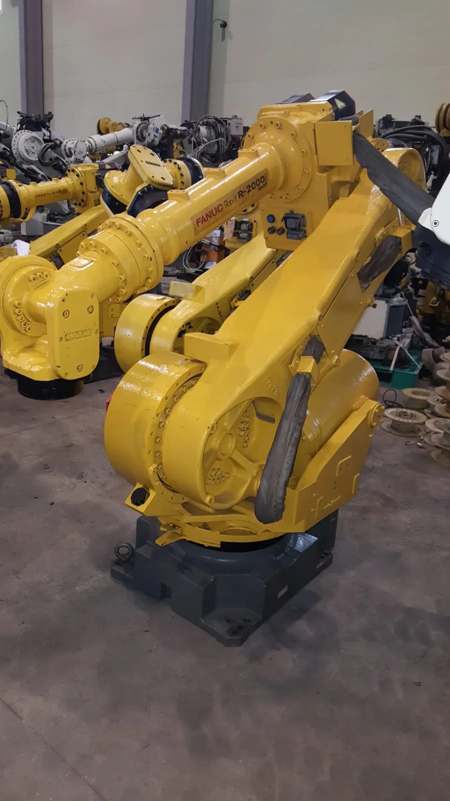 USED ROBOT FANUC