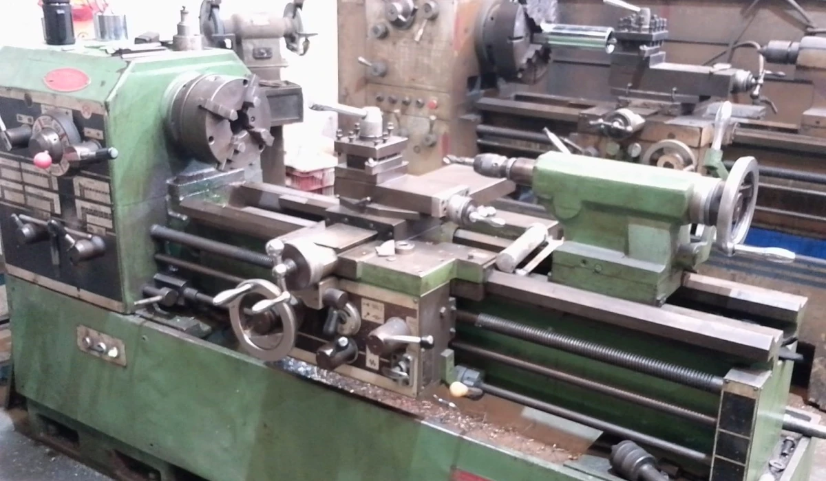 LATHE  TONG - IL