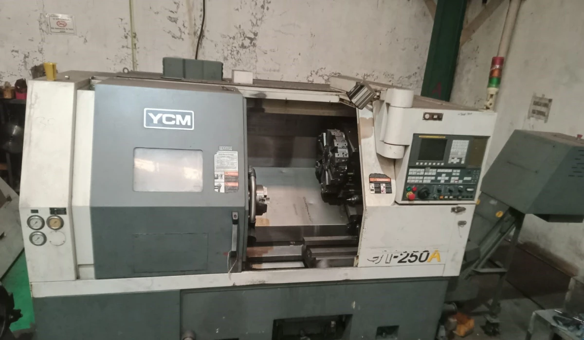 YCM GT250A 